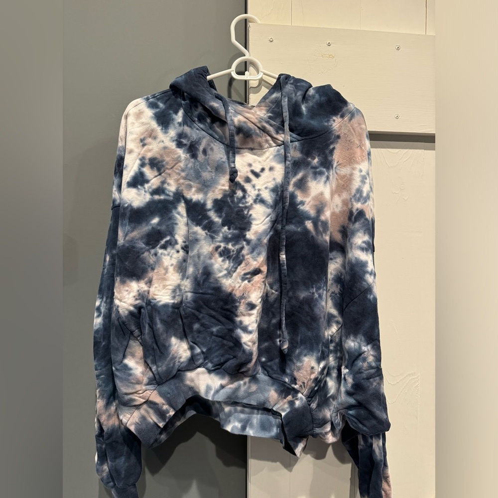 Young Fabulous & Broke- Tie Dye Hoodie Sweatshirt, NWOT, Size Medium/Large